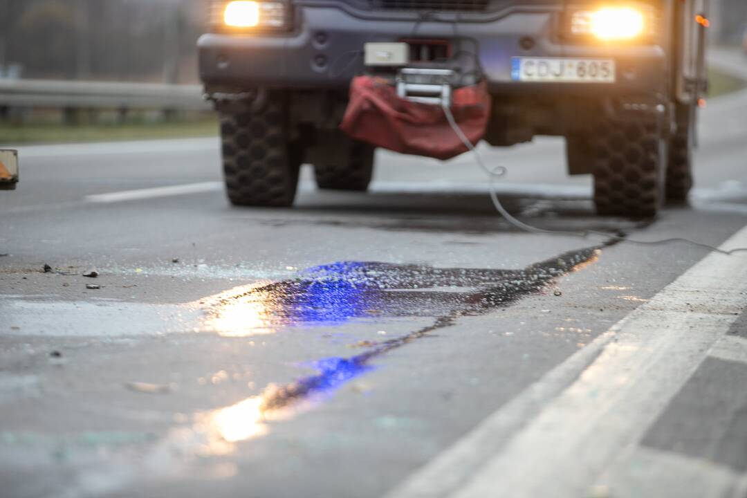 Stipri avarija magistralėje ties Kaunu