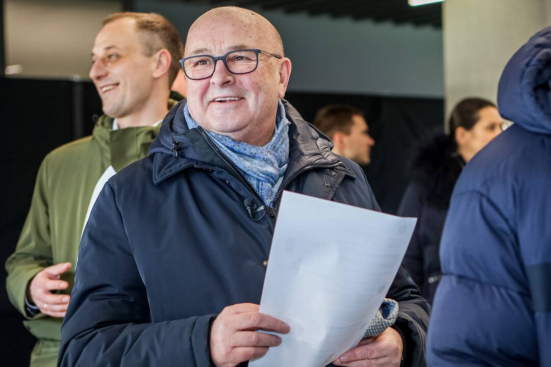 Išankstiniai rinkimai Dariaus ir Girėno stadione