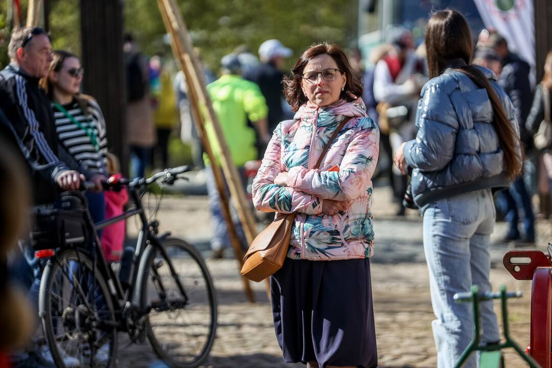 Šventė Lakūnų plente