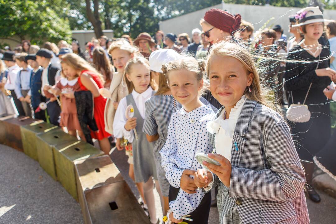 Rugsėjo 1-oji Dailės gimnazijoje