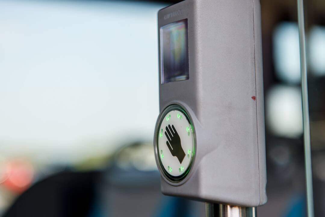 Kaune išbandytas vandeniliu varomas autobusas