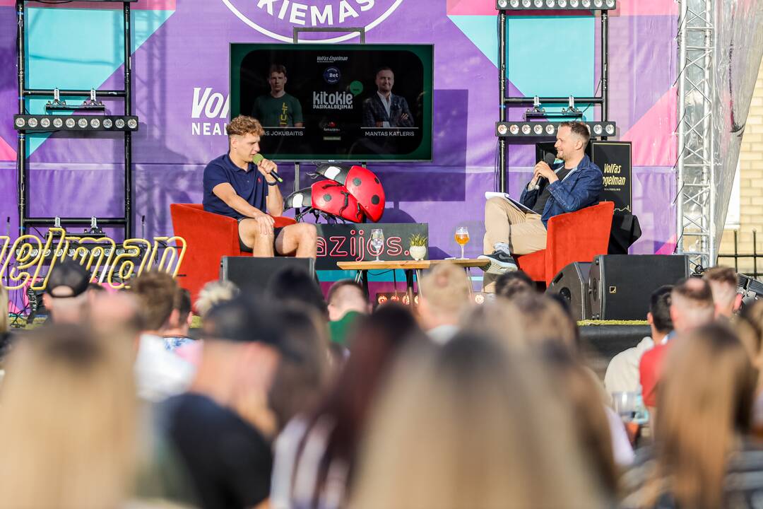 „Kitokie pasikalbėjimai“ su Roku Jokubaičiu