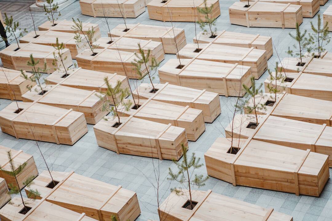 Yoko Ono instaliacijos „Ex It“ pristatymas