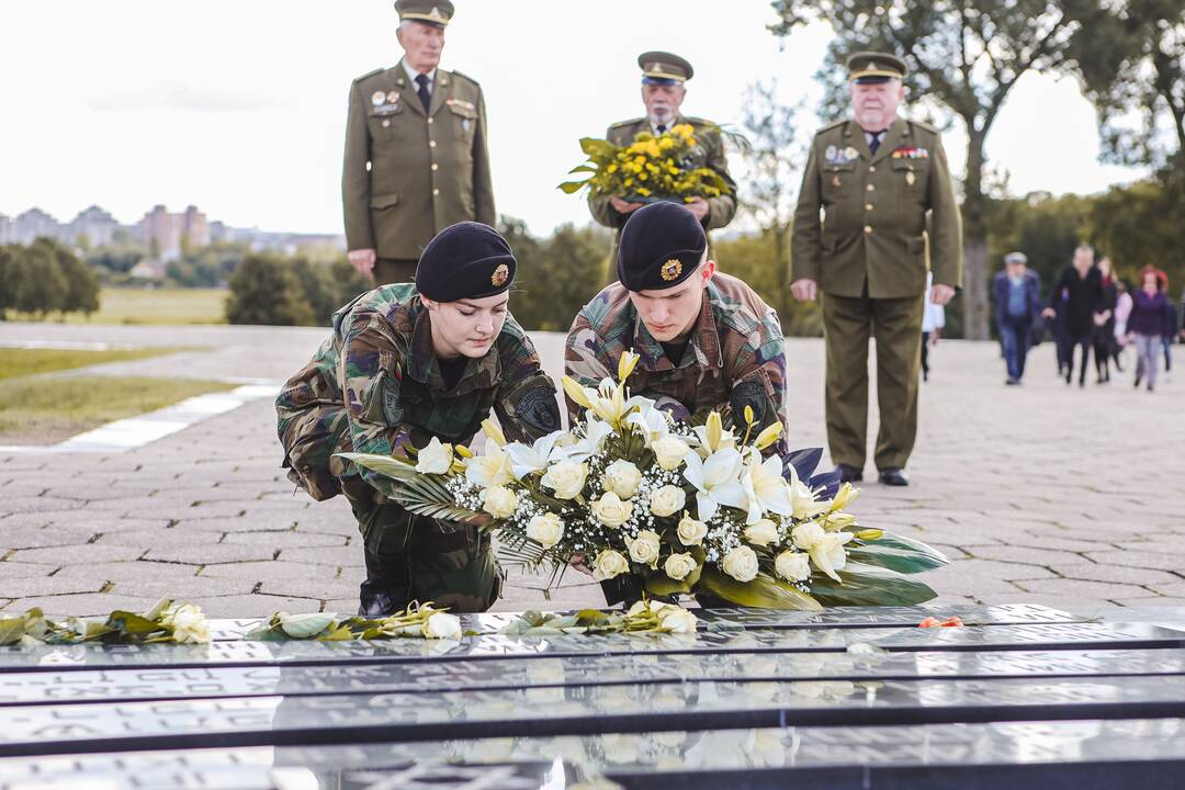 Holokausto aukų minėjimas IX forte