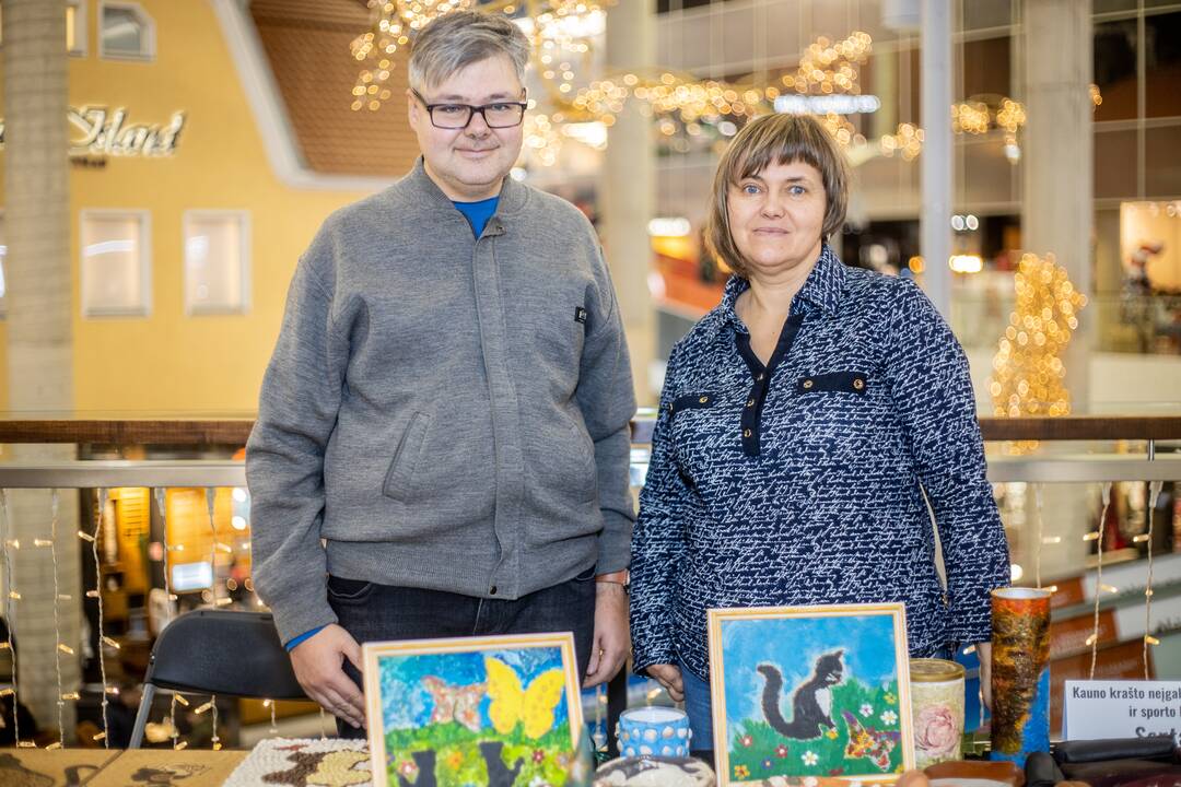 Rankdarbių mugė skirta Tarptautinei žmonių su negalia dienai paminėti