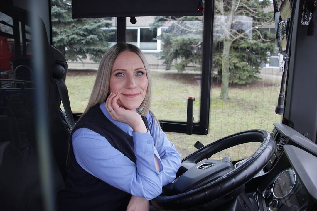 Ryžtas: R. Kramičius sako, kad nėra ko bijoti vairuoti autobusą, tiesiog reikia imti ir pabandyti.