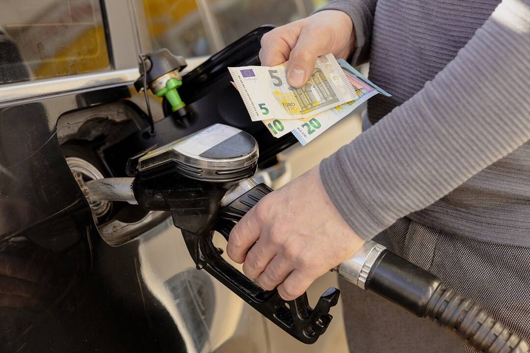 Premjeras: Baltijos šalys ir Lenkija prašys EK nebranginti degalų 