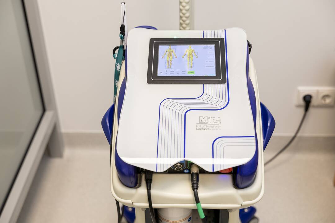 Nauja: Kalniečių padalinio Fizinės medicinos ir reabilitacijos skyriaus vedėja D. Kumpauskienė aprodė, kaip patalpos ir paslaugos pasikeitė po remonto.