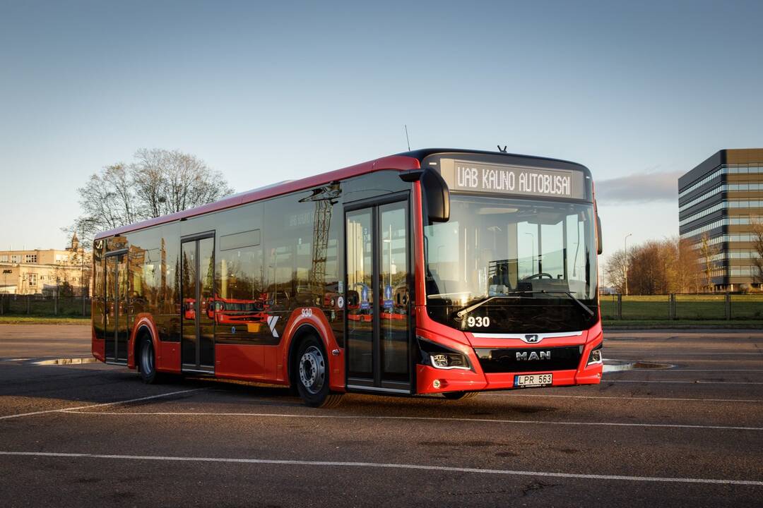 Ryžtas: R. Kramičius sako, kad nėra ko bijoti vairuoti autobusą, tiesiog reikia imti ir pabandyti.