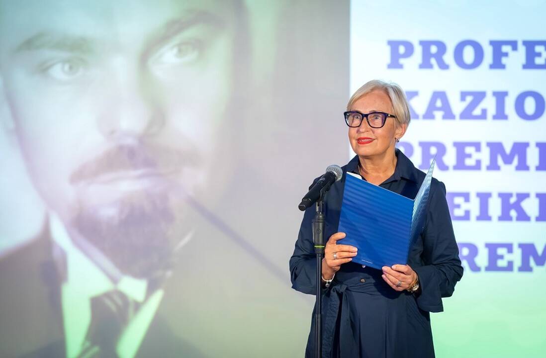 Iš kairės į dešinę: Uršulė Padagienė, Laurynas Urbikas, Mindaugas Linas  Strakšys, Valentinas Kulevičius ir Olga Žalienė.