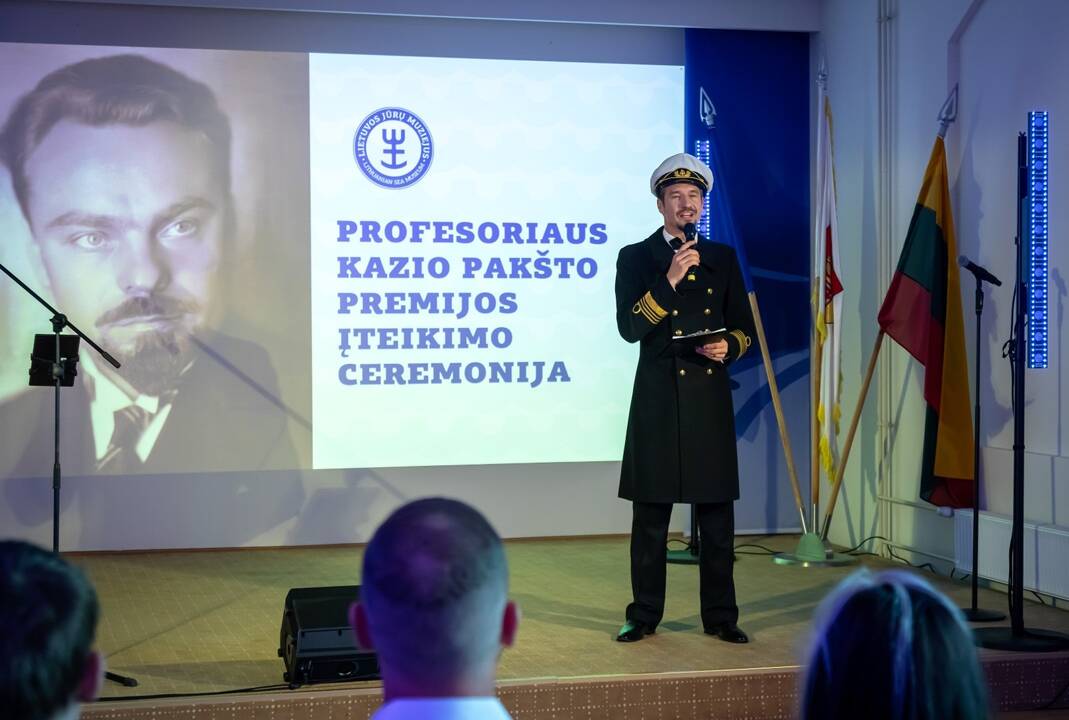 Iš kairės į dešinę: Uršulė Padagienė, Laurynas Urbikas, Mindaugas Linas  Strakšys, Valentinas Kulevičius ir Olga Žalienė.