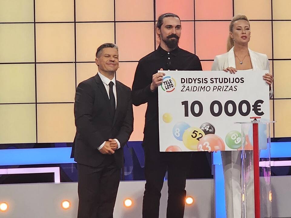 Buhalteris Gediminas savo bilietą jau buvo susiruošęs padovanoti kaimynei.