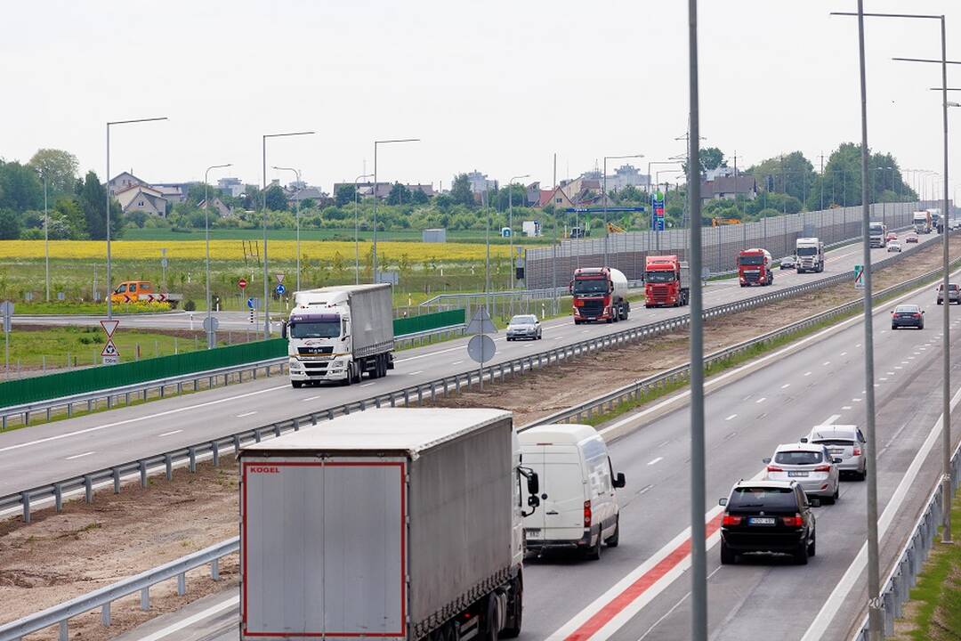 Teismas leido „Via Lietuvai“ tęsti vieną svarbiausių kelių infrastruktūros projektų