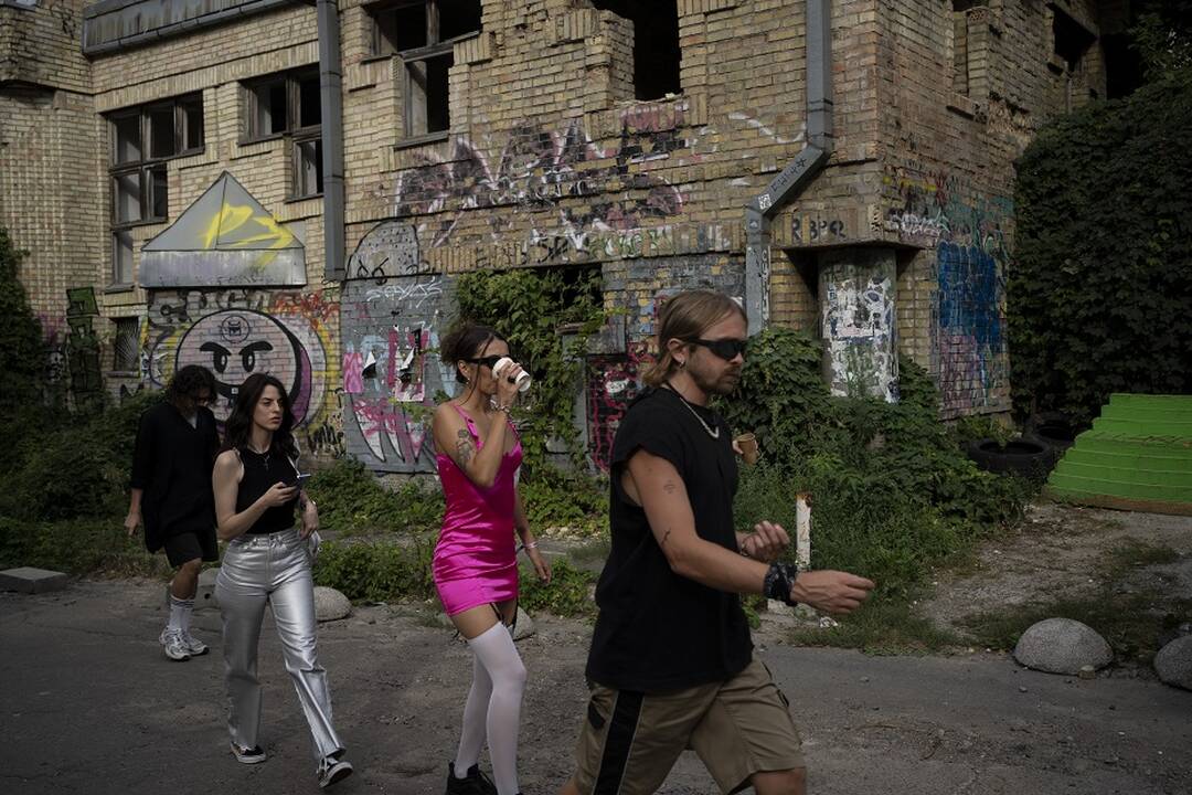 549-oji karo Ukrainoje diena