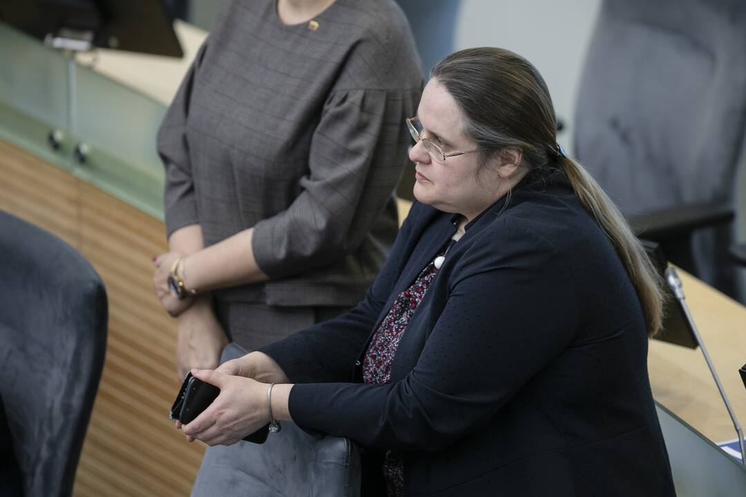Esminiai: didžiausi pokyčiai laukia rinkimų komitetų. Jie taps juridiniais asmenimis ir vadinsis politiniais komitetais. Tačiau jie negaus partijų turimų privilegijų gauti valstybės dotacijų.