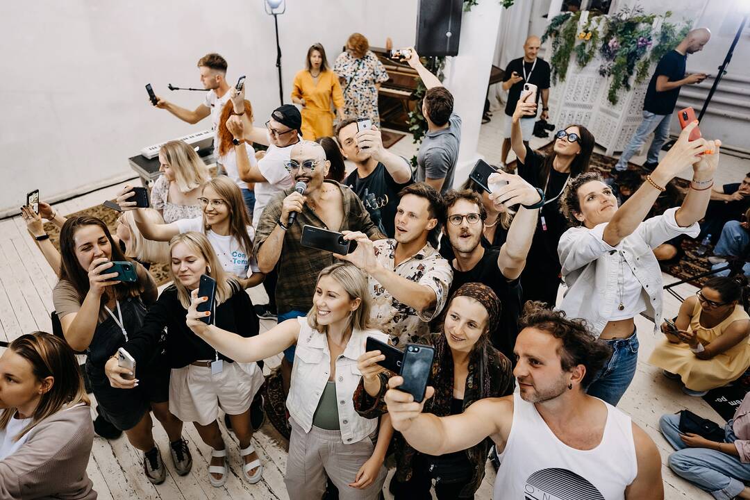 Interaktyvu: asmenukės – būtina „Selfie Concert“ sąlyga.
