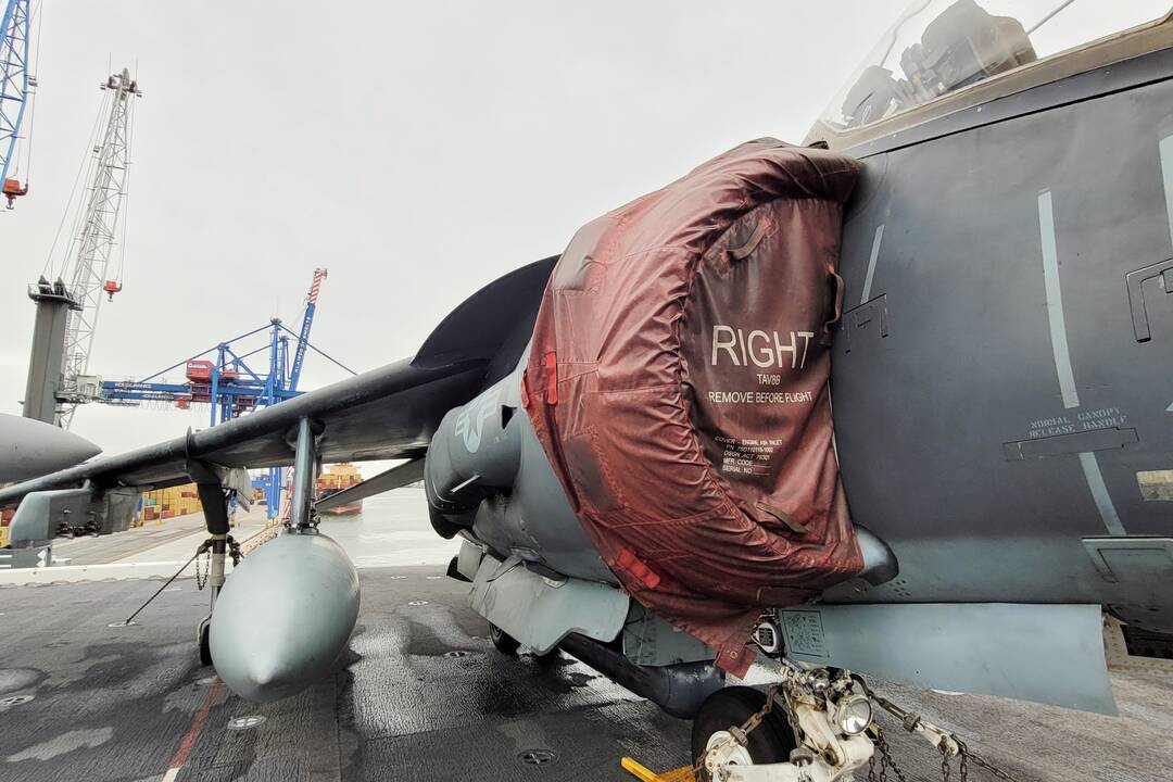Į Lietuvą atvyko vienas didžiausių JAV karinių laivų USS Kearsarge