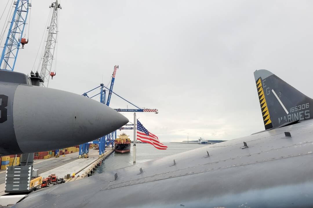 Į Lietuvą atvyko vienas didžiausių JAV karinių laivų USS Kearsarge