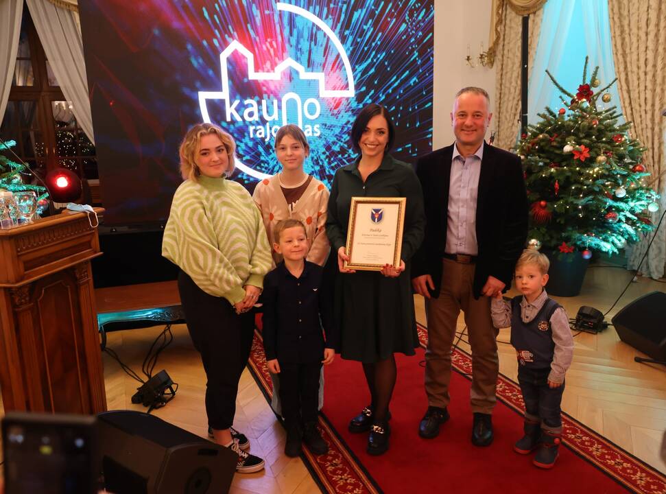 Darna: pagrindinė nominacija skirta Šidlauskams, kurių šeimos ūkyje darbuojasi dvi kartos.