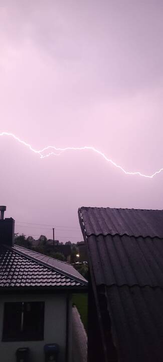 Lietuvoje – stiprus lietus ir kruša