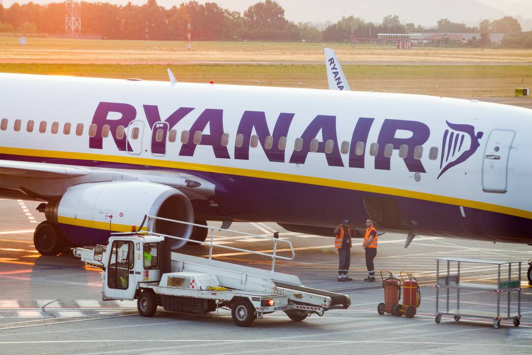 Rusija: oro susiekimo su Baltarusija suvaržymai kelia pavojų keleiviams