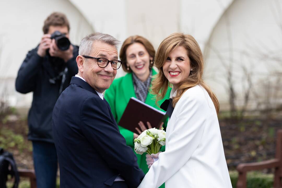 Aktorius A. Sakalauskas vedė mylimąją medikę G. Laubner