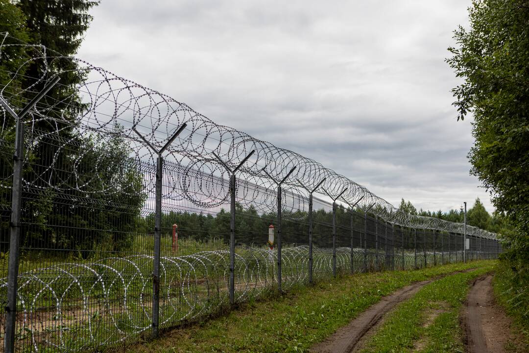 Švenčionių rajone vykdomo fizinio barjero statybos