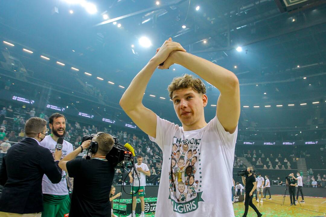 Varžovai: praeitą NBA sezoną J.Valančiūno atstovaujama "Grizzlies" komanda du kartus pralaimėjo "Pelicans" ekipai.