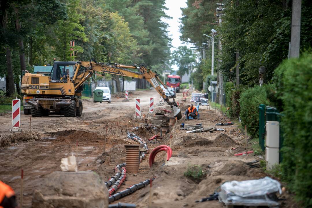 Stagnacija: anksčiau pradėti kai kurie kelių infrastruktūros projektai gali būti įšaldyti neapibrėžtam laikotarpiui.