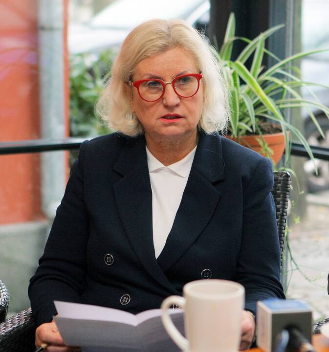 Moralai: neseniai iš darbo išėjusios dvi tarnautojos neatsispyrė pagundai išsiųsti Klaipėdos politikams atsisveikinimo laiškus su pamokymais.
