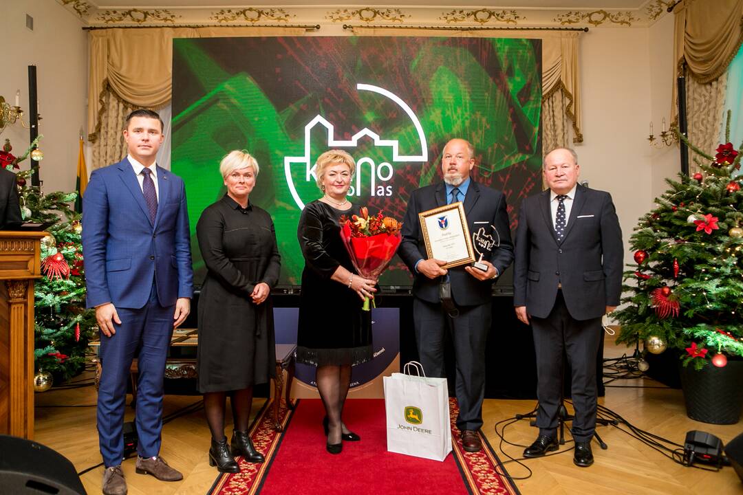 Darna: pagrindinė nominacija skirta Šidlauskams, kurių šeimos ūkyje darbuojasi dvi kartos.