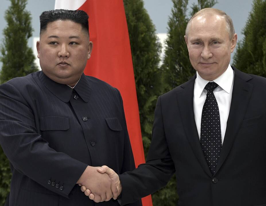 Kim Jong Unas ir Vladiiras Putinas
