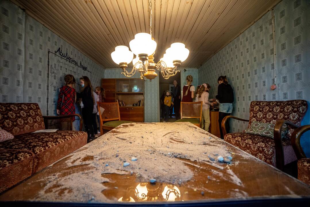 Festivalis: turtingą Panemunės praeitį simbolizuojančio bendruomenės centro pastato istorija pasipildė spalvingais puslapiais.