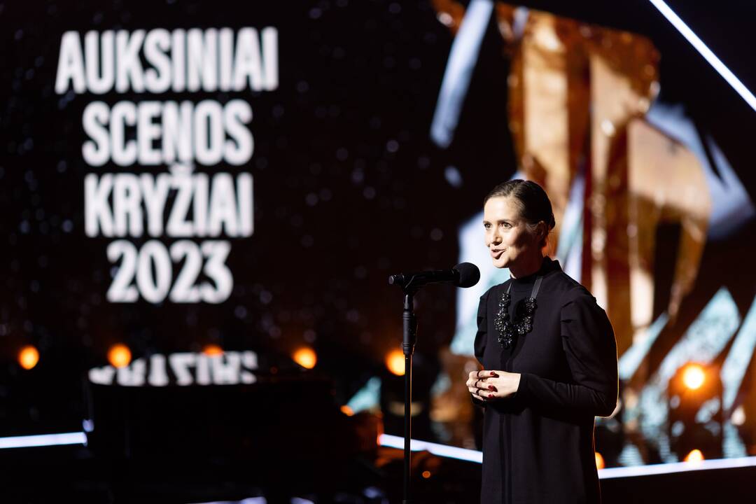„Auksiniai scenos kryžiai 2023“