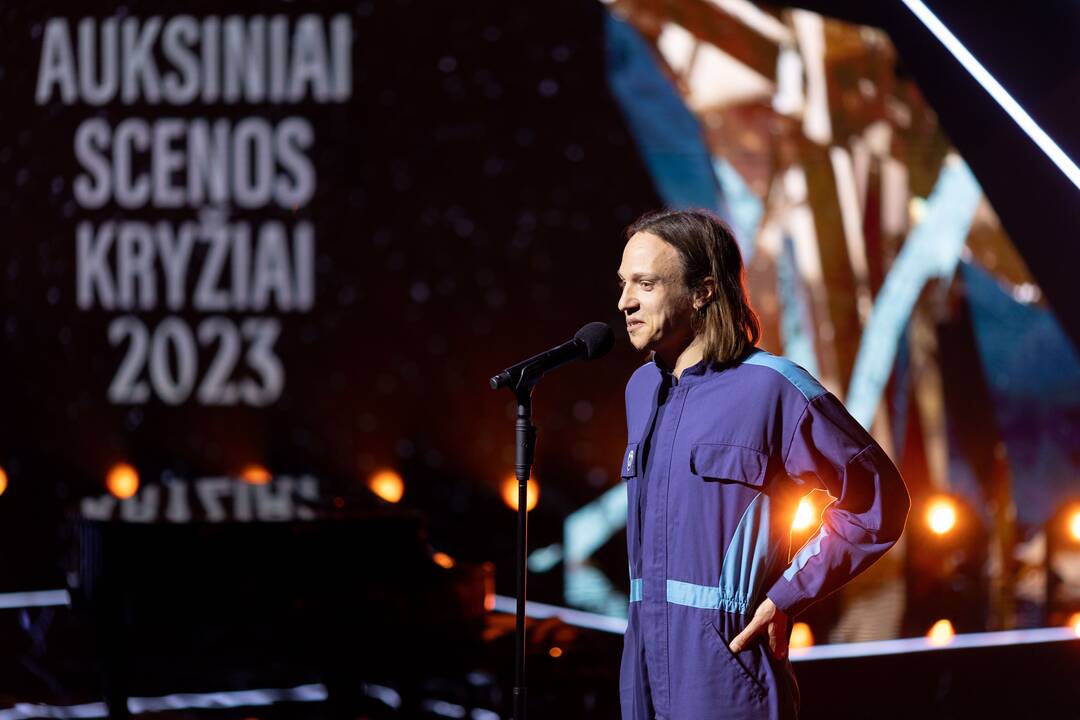 „Auksiniai scenos kryžiai 2023“
