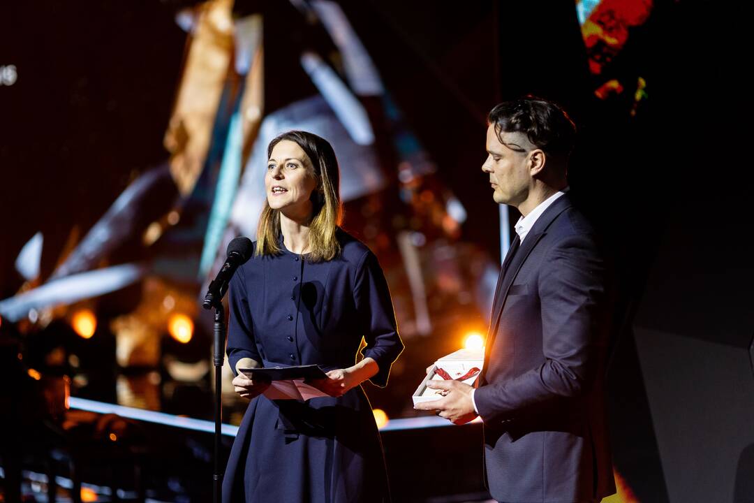 „Auksiniai scenos kryžiai 2023“