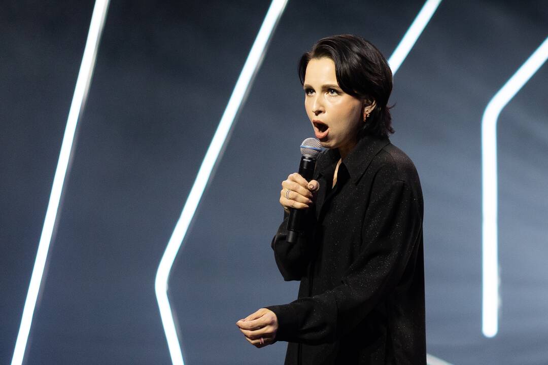 „Auksiniai scenos kryžiai 2023“