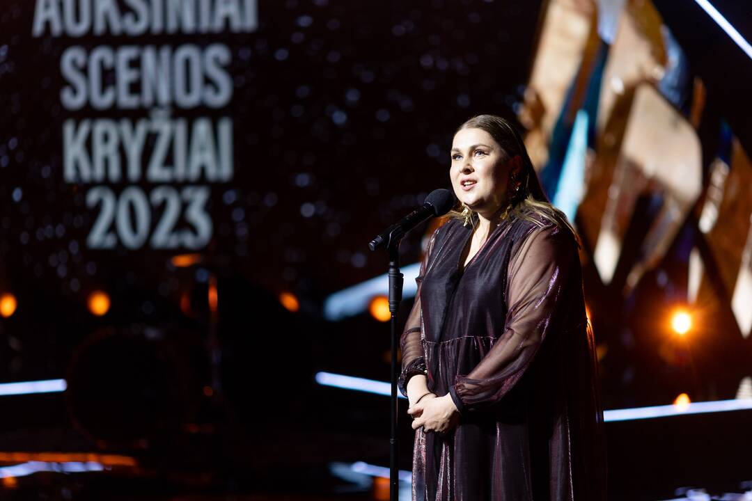 „Auksiniai scenos kryžiai 2023“