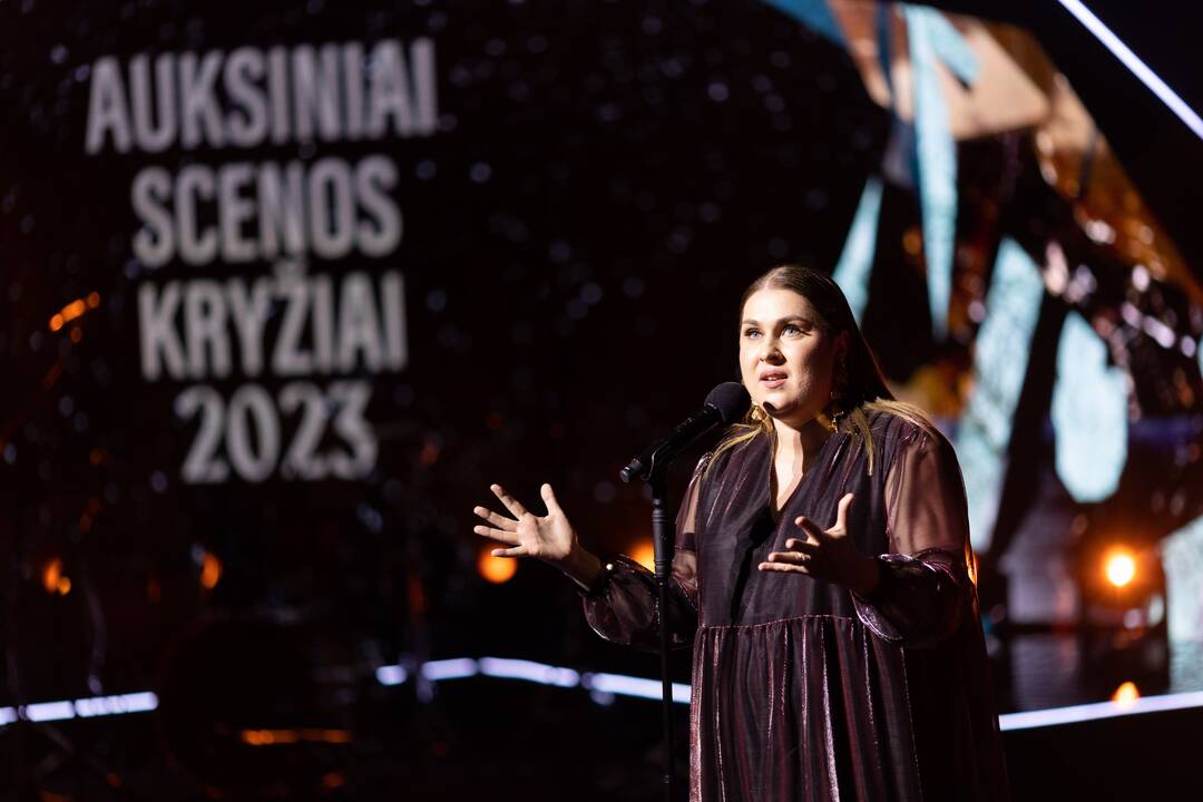 „Auksiniai scenos kryžiai 2023“