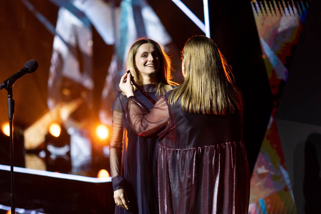 „Auksiniai scenos kryžiai 2023“
