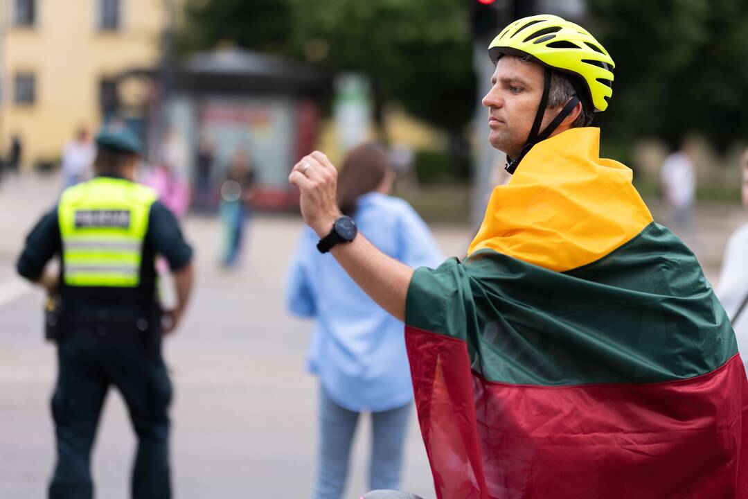 Triumfo eisena nuo Aušros vartų iki Valdovų rūmų