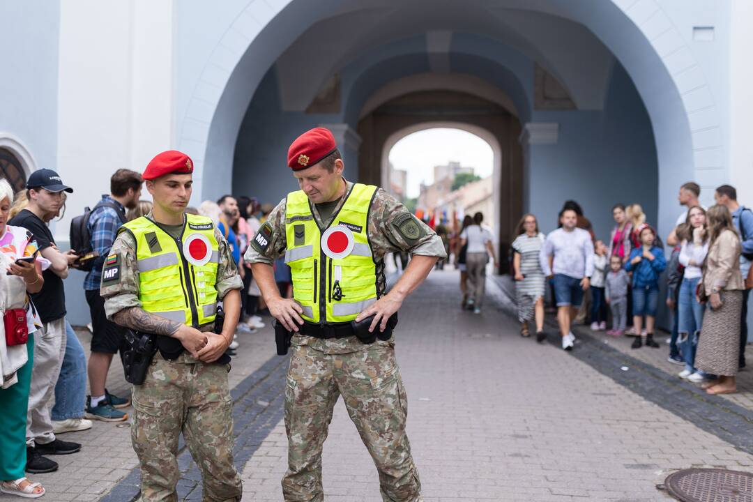 Triumfo eisena nuo Aušros vartų iki Valdovų rūmų