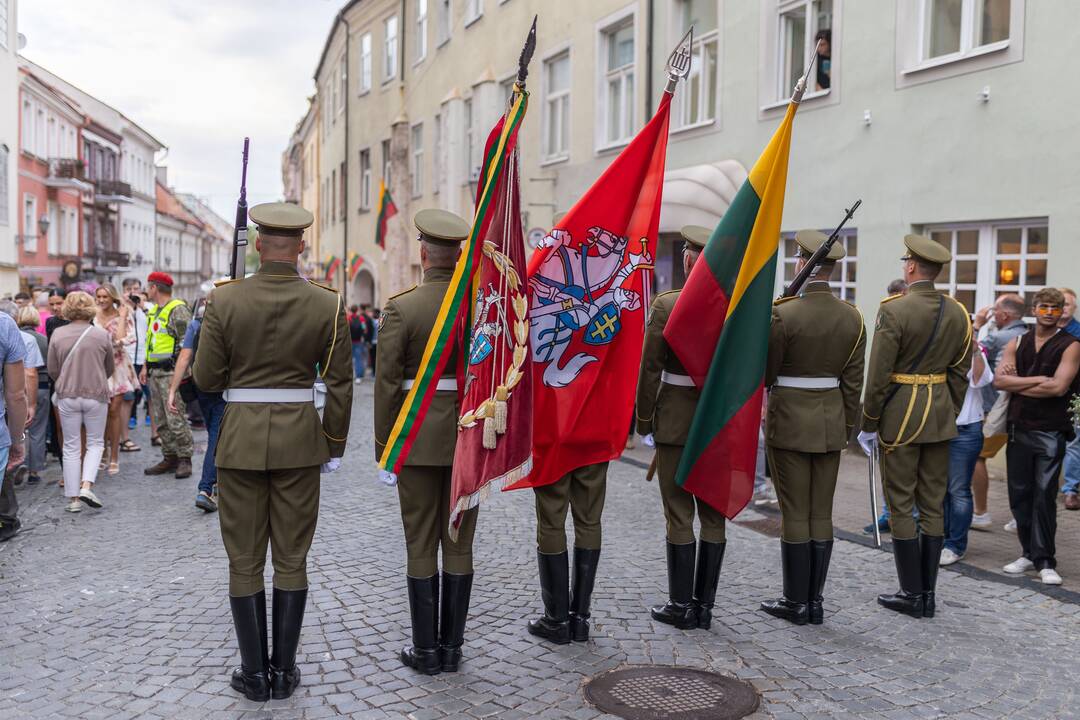 Triumfo eisena nuo Aušros vartų iki Valdovų rūmų