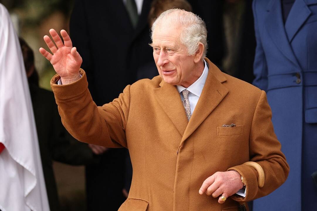 Britų karalius Charlesas III paguldytas į ligoninę prostatos operacijai