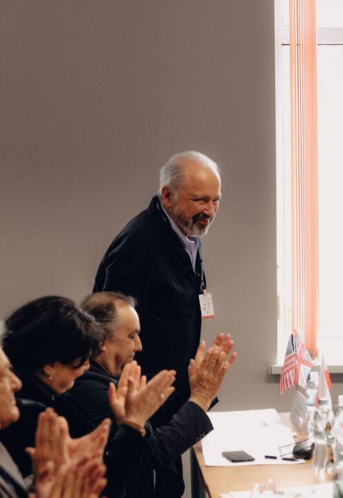  Dmitrijus Sitkovetskis.