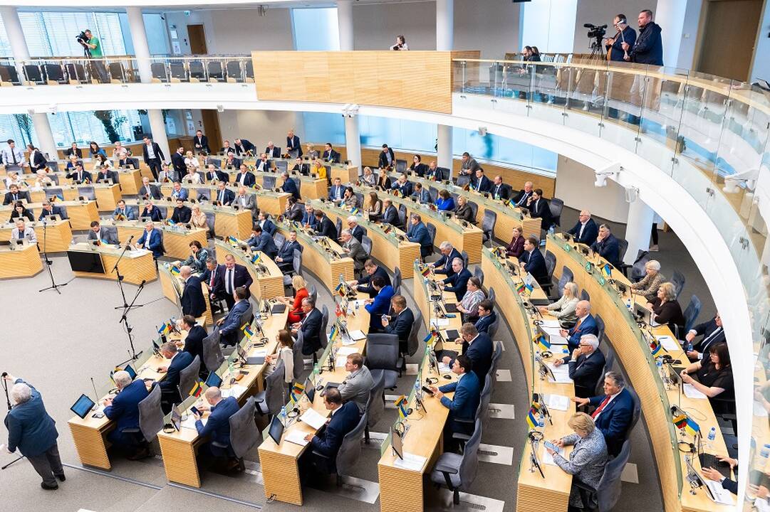 VMI paskelbė Lietuvą valdančių turtą: Seime dirba aštuoni milijonieriai