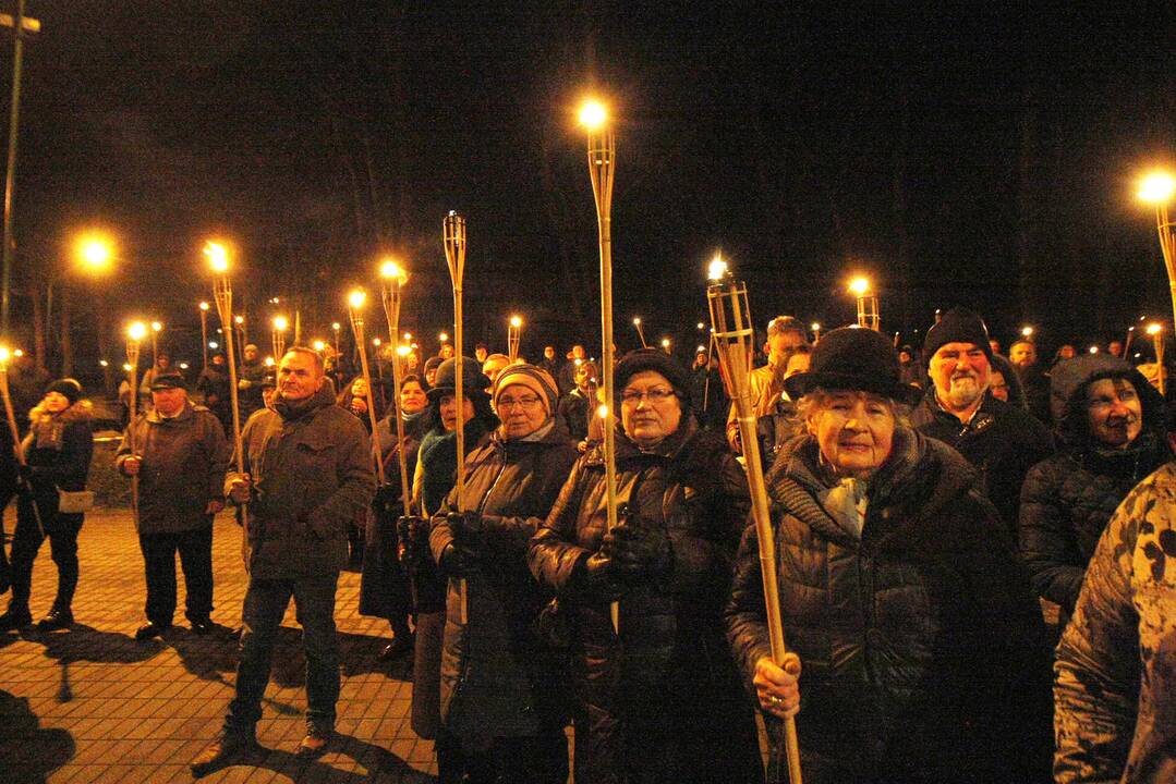 Eitynėmis su deglais paminėta Klaipėdos krašto diena
