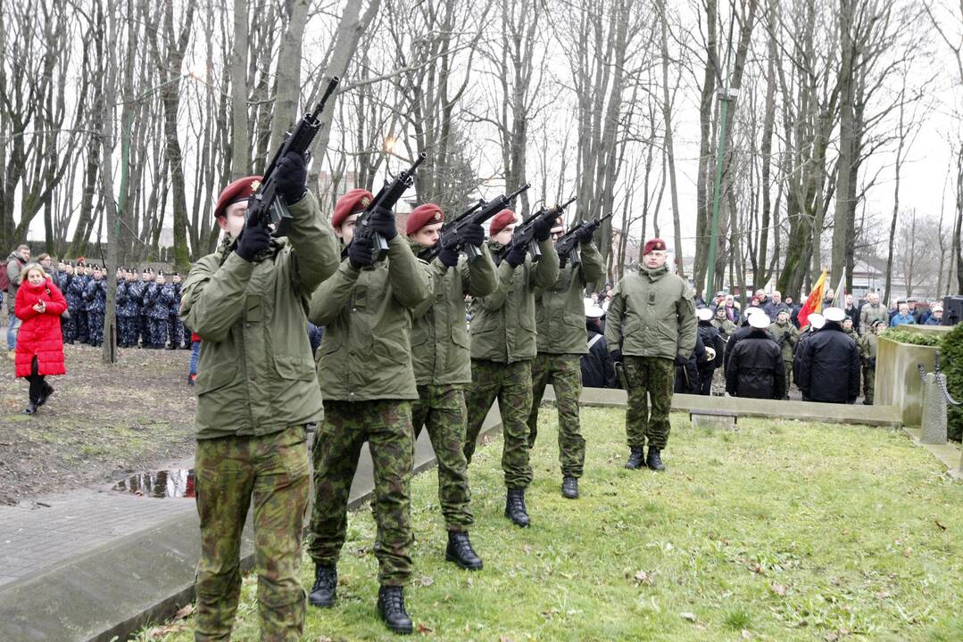 Klaipėdos sukilėlių garbei – šautuvų salvės ir kariliono varpų gausmas