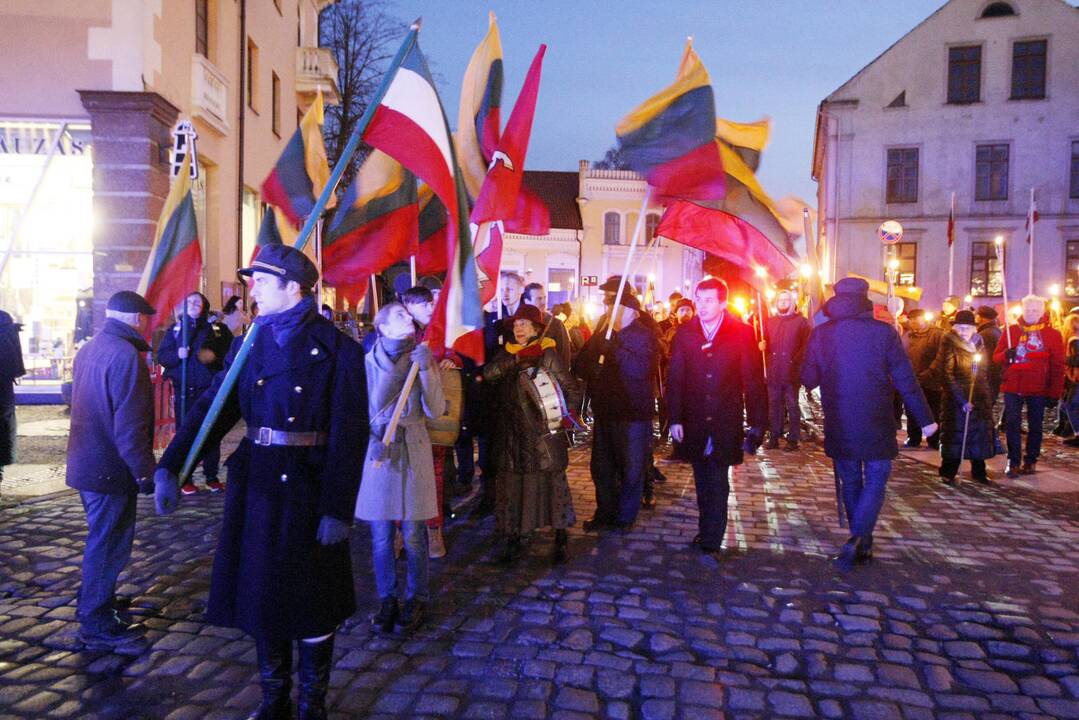 Eitynėmis su deglais paminėta Klaipėdos krašto diena