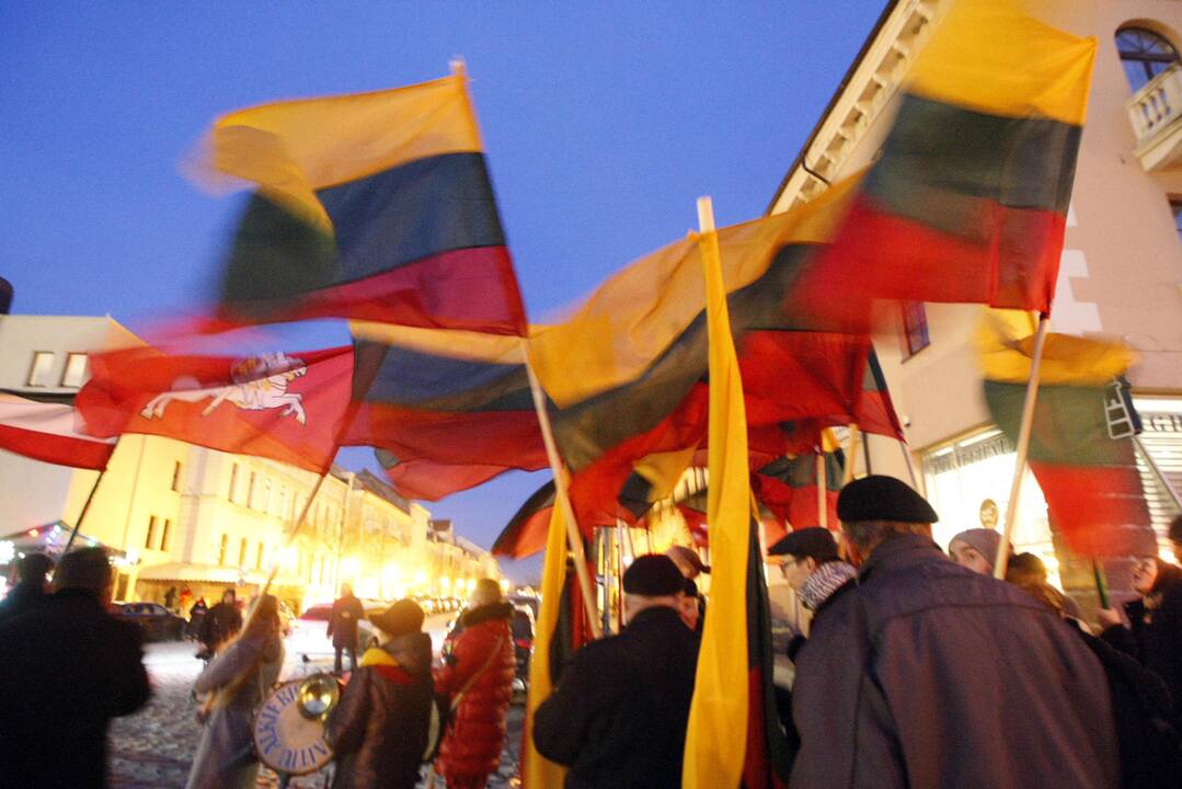 Eitynėmis su deglais paminėta Klaipėdos krašto diena